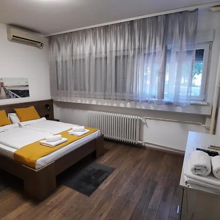 Apartman Pavlovic 1 Dedinje Zewnętrze zdjęcie